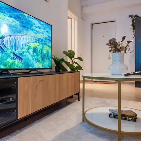 627 Apartment *