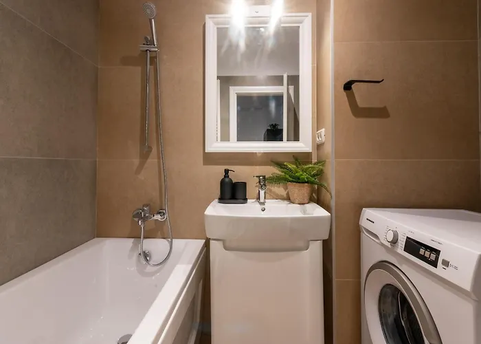 627 Apartment