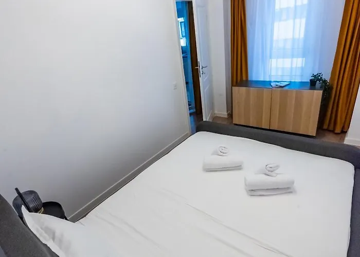 627 Apartment *
